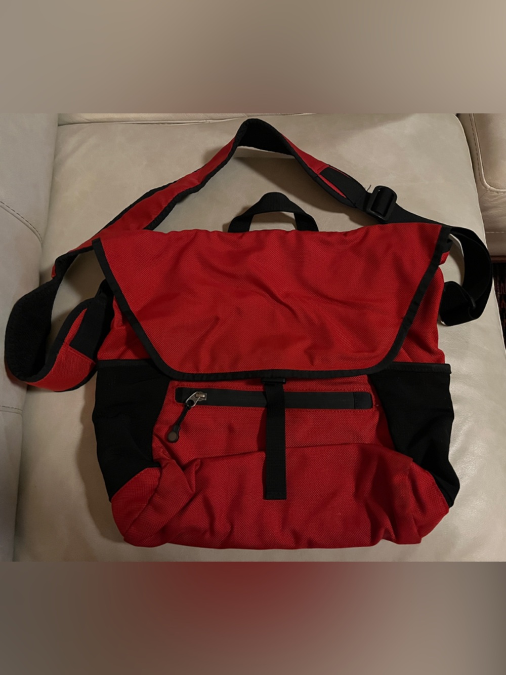 Vintage Patagonia Red and Black Messenger Bag with Front Zip Pocket